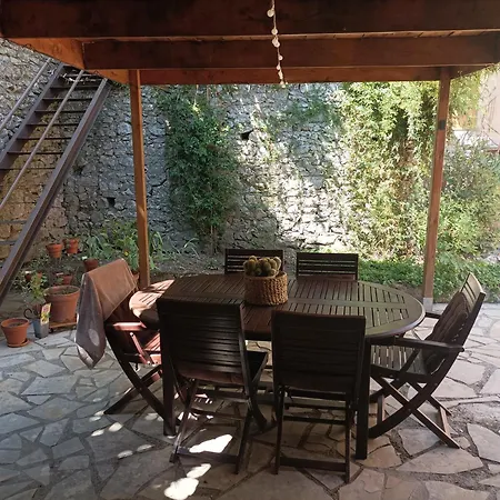 L'oppidum Bed and Breakfast 3*
